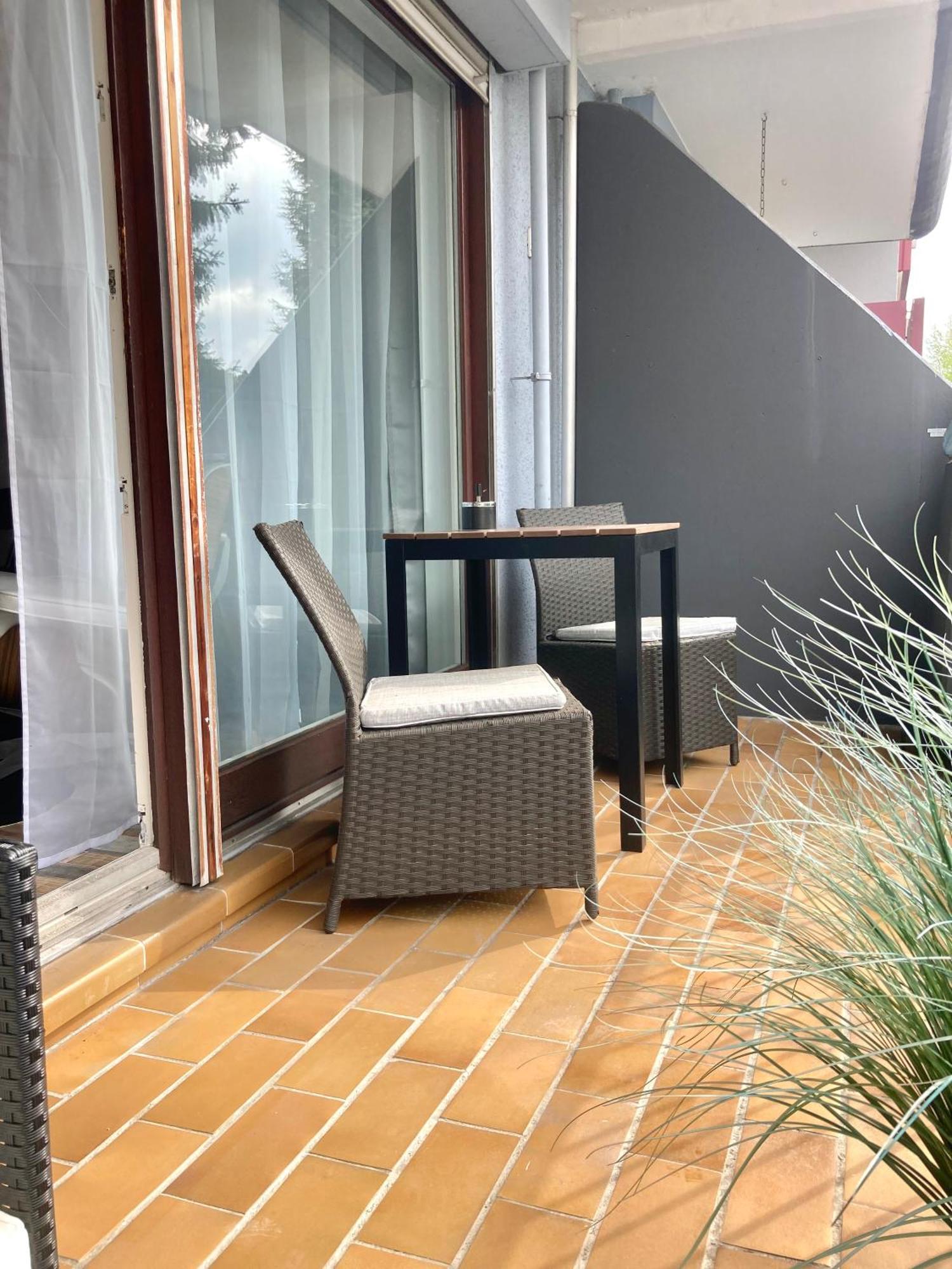 Living At Saarpartments -Adultsonly- 2 Bedrooms, Kitchen- Business & Holiday Apartments For Long- And Short Term Stay, 3 Min To Train-Station, Secure E-Bike Parking! Σααρμπρύκεν Εξωτερικό φωτογραφία